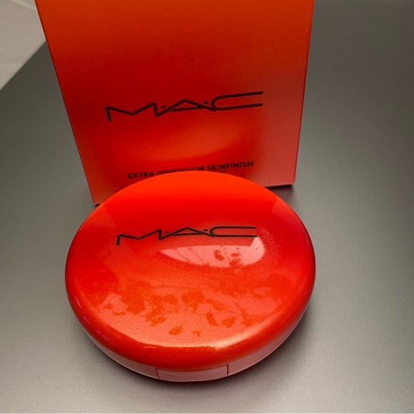 MAC Extra Dimension Skinfinish “Beaming Blush” - Picture 10 of 11